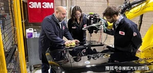 3M與通用汽車聯(lián)手<strong></p>
<p>汽車凹陷修復(fù)</strong>，自動(dòng)化漆面修復(fù)技術(shù)引領(lǐng)汽車制造新革命！:汽車凹陷修復(fù)